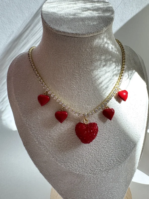 IMG_3879 Collar con Corazones
