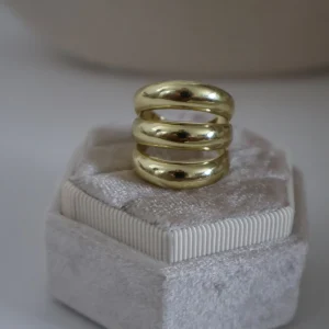 IMG_6057-scaled-1.webp Anillo de Triple Banda