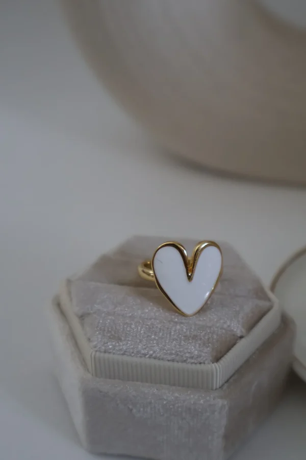 IMG_6066-scaled-1.webp Anillo Corazón Esmaltado